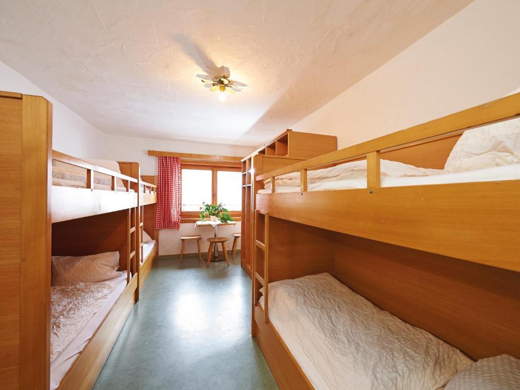 Ski In-Ski Out - Gaestehaeuser Saalbach-Hinterglemm - Wallegghof Christianhof Room photo